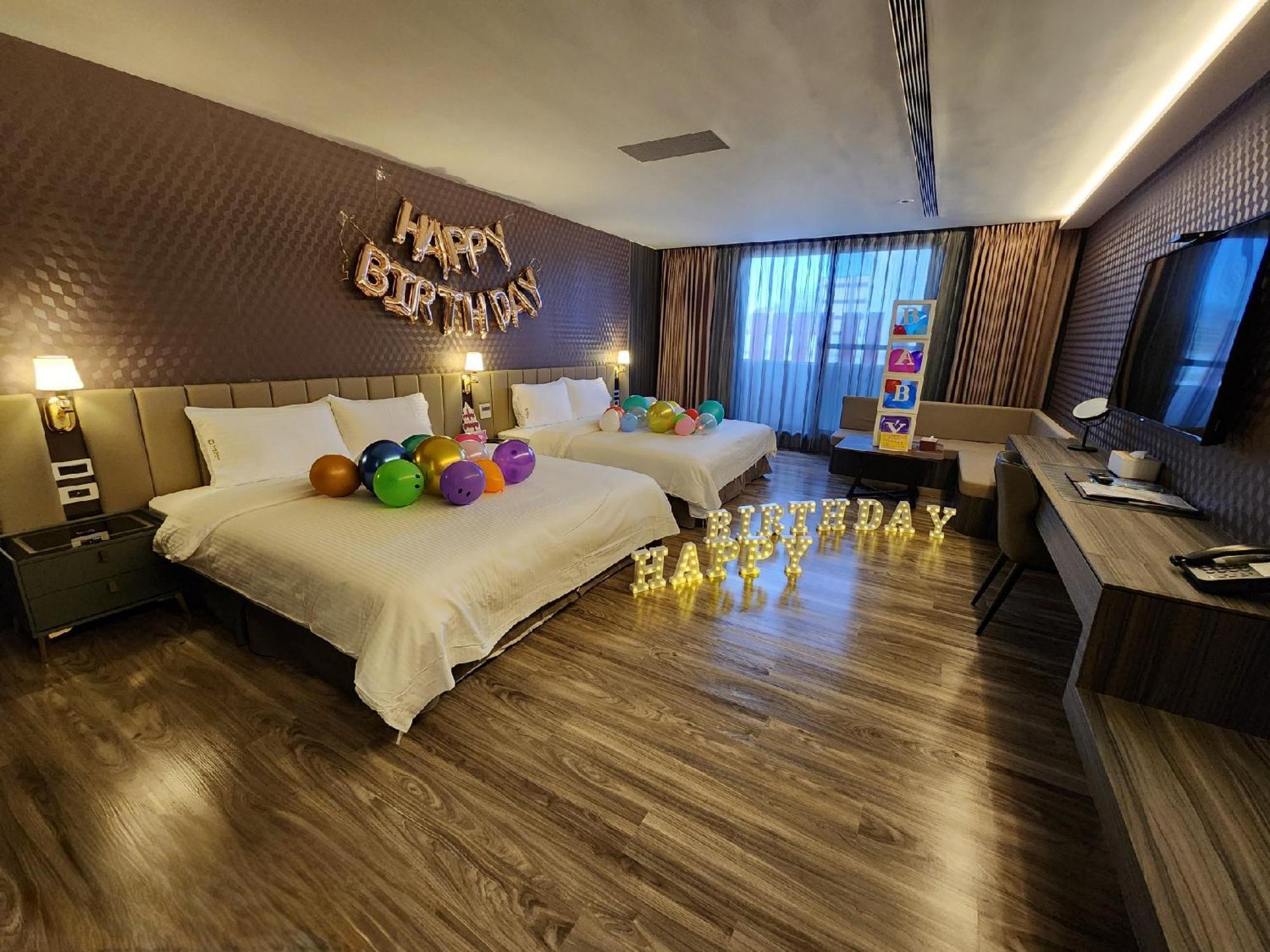 Hualien Pink Corner Hotel ภายนอก รูปภาพ